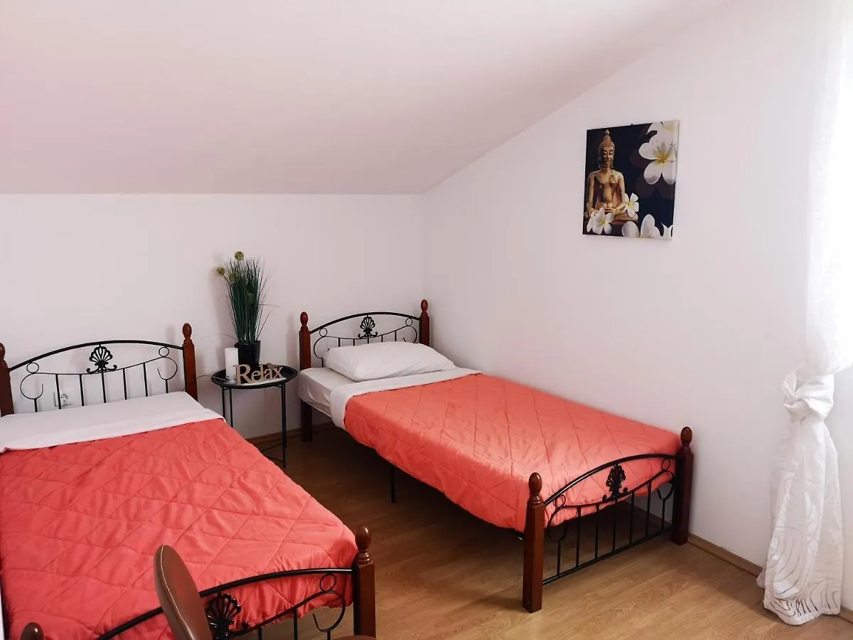 Chillout Apartments With Pool Patricia Kroatien