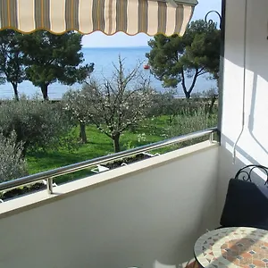 Oliva With Sea View Fažana